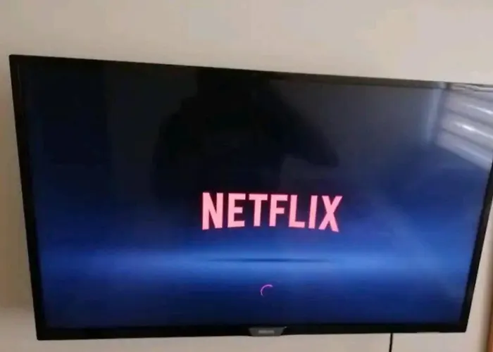 Urban Deca Edsa Staycation W/unli Wi-fi & Netflix