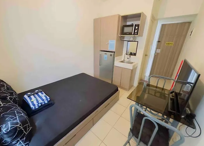 Urban Deca Edsa Staycation W/unli Wi-fi & Netflix